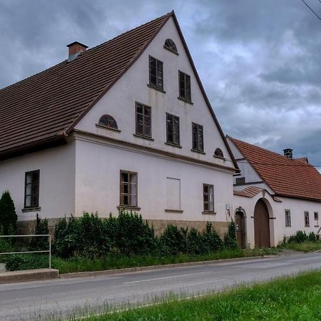 Apartmany V Broumovskem Statku Buitenkant foto