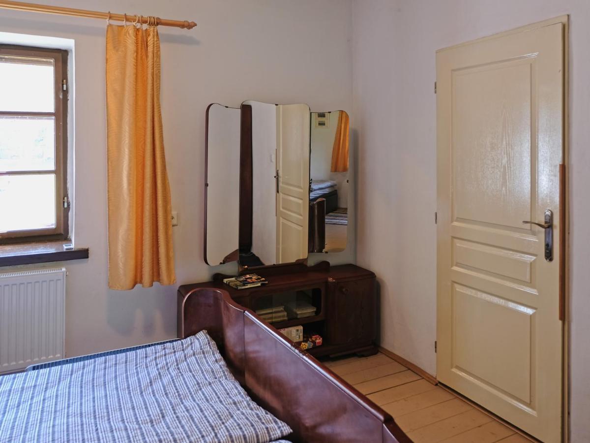 Apartmany V Broumovskem Statku Buitenkant foto