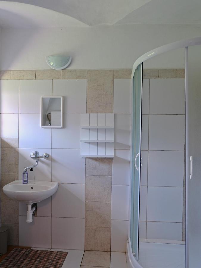 Apartmany V Broumovskem Statku Buitenkant foto