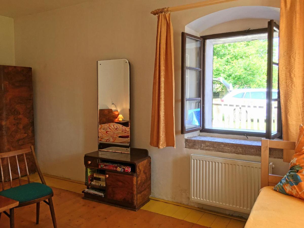 Apartmany V Broumovskem Statku Buitenkant foto
